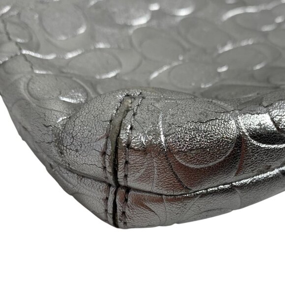 Coach Metallic Silver Corner Zip Wristlet Clutch Wallet Signature Leather Heart - Picture 6 of 11